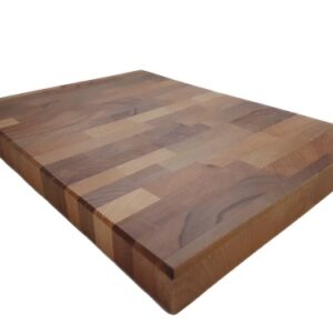 Доска разделочная бук торцевая 300*300*35-45 мм. /1/